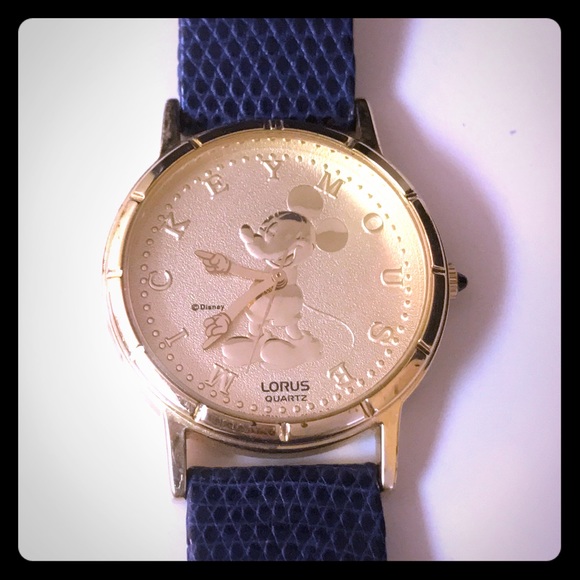 Disney Accessories - VINTAGE LORUS MICKEY MOUSE WATCH